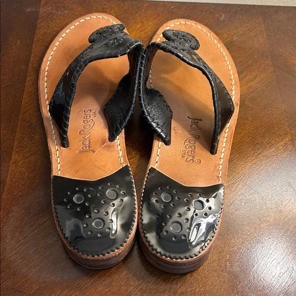 Jack Roger ‘Original Jacks’ Black Patent Leather Sandal - Picture 4 of 9